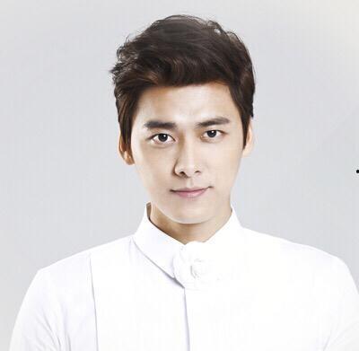 娱乐吃瓜男艺人,揭秘吃瓜男艺人背后的故事